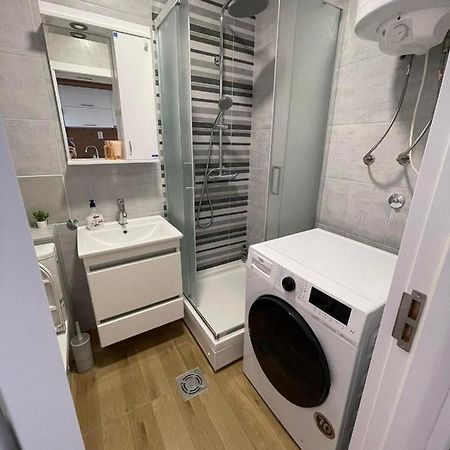 נובי סאד Stella Appartment מראה חיצוני תמונה