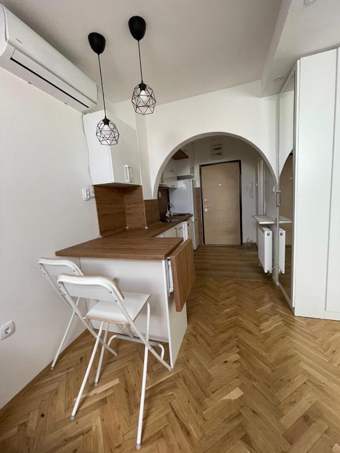 נובי סאד Stella Appartment מראה חיצוני תמונה